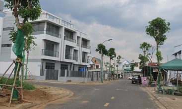 Nhà phố Đông Tăng Long Hưng Gia